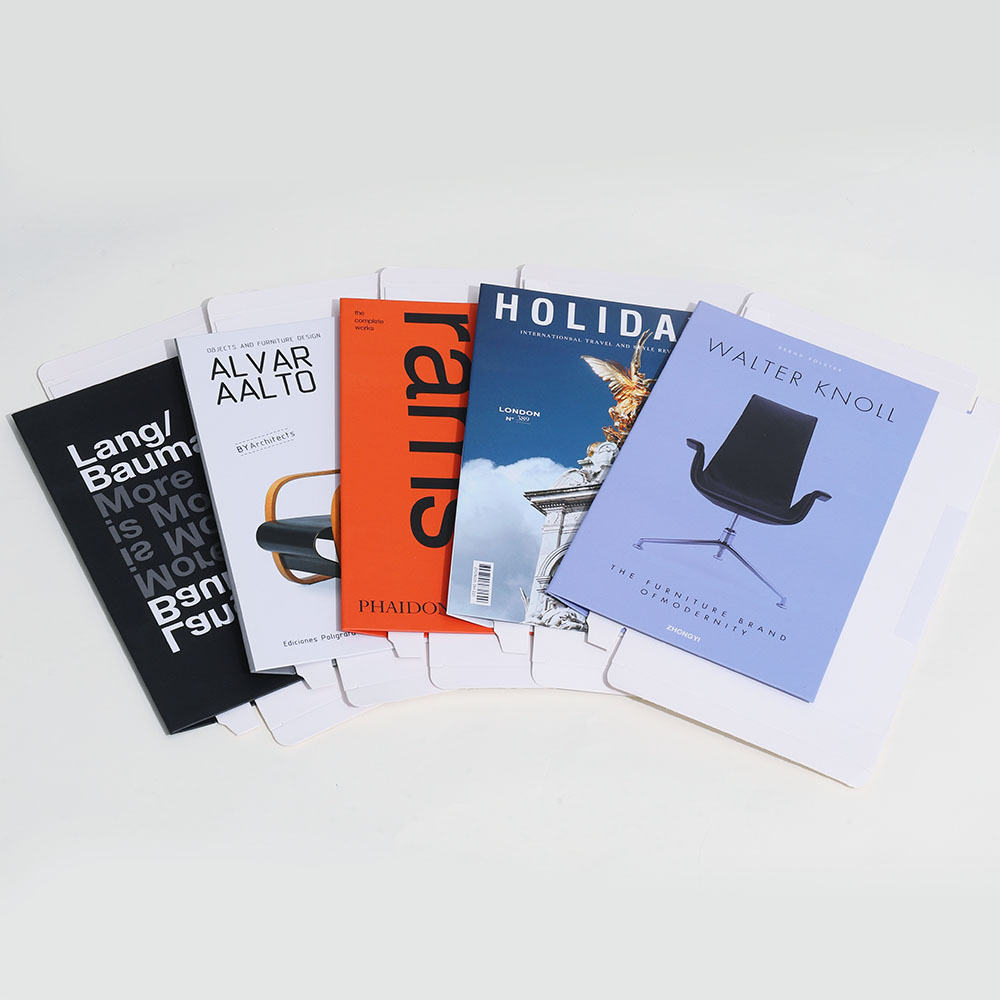 Vintage Fashion Magazine - 新しいファッションフェイクブック、装飾用DIY折りたたみ式フェイクブック、家の装飾、リビングルーム、オフィス、コーヒーテーブルの装飾用ブック ﻿