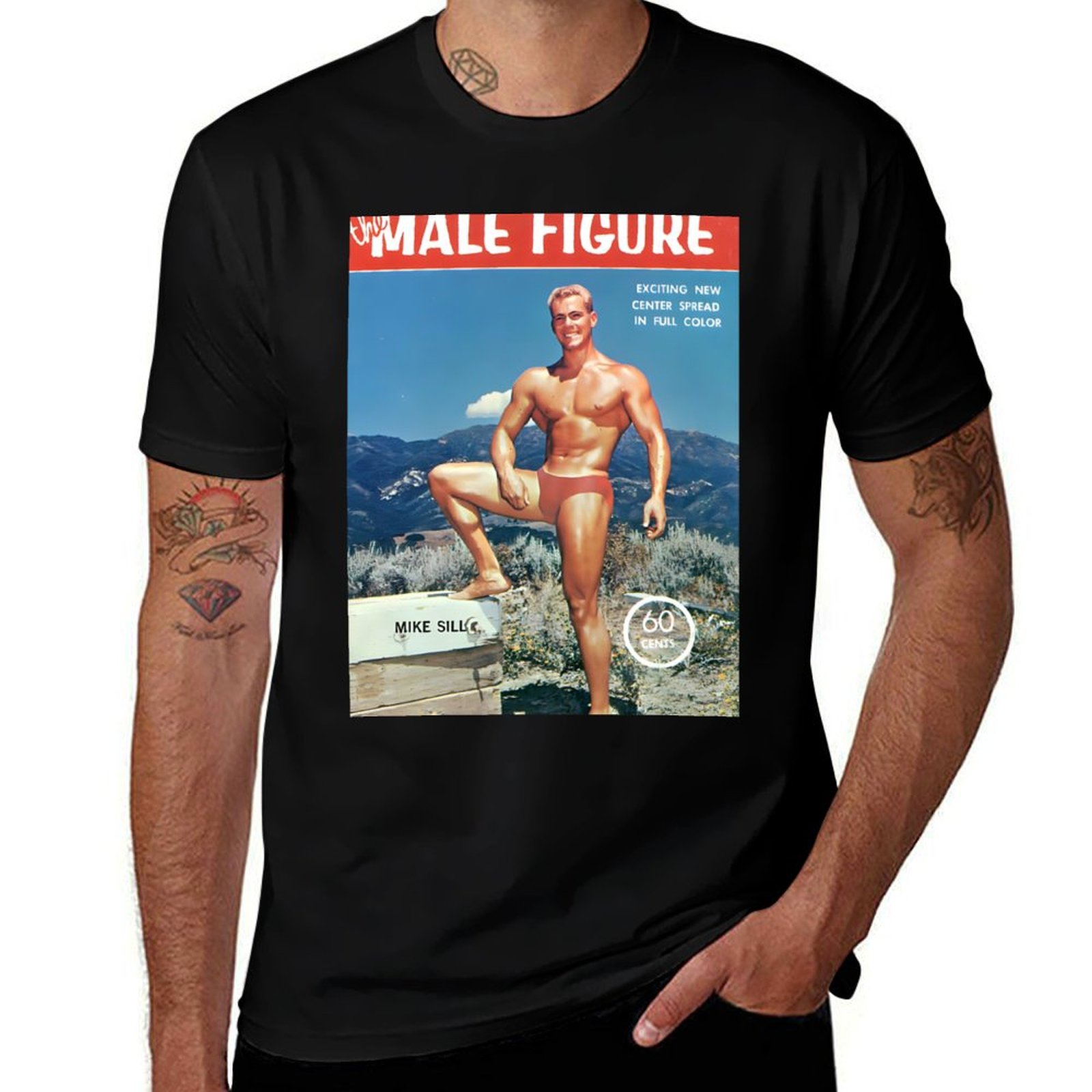 Vintage Fashion Magazine - マイク・シルと男性像の絵柄 - ヴィンテージ風筋肉質男性モデル雑誌表紙Tシャツ 夏ファッションカジュアルTシャツ
