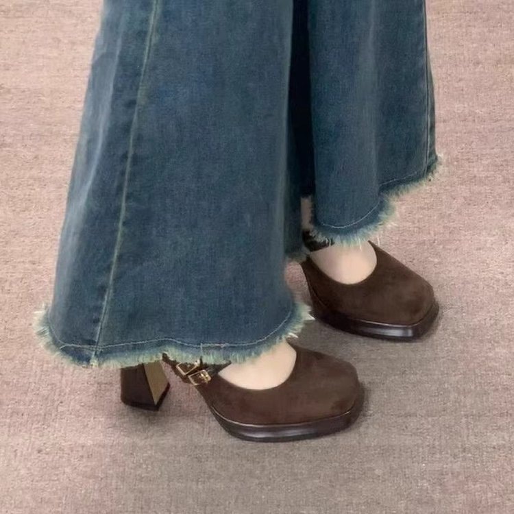 ヴィンテージ風厚底ハイヒール レディース メリージェーンシュ - Vintage Fashion Women Dresses のレビューと価格