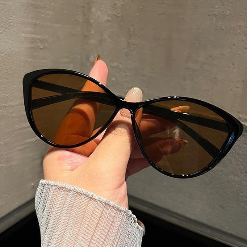 1Pc レトロフレームキャットアイサングラス女性トレンディヴ - Vintage Fashion Images のレビューと価格